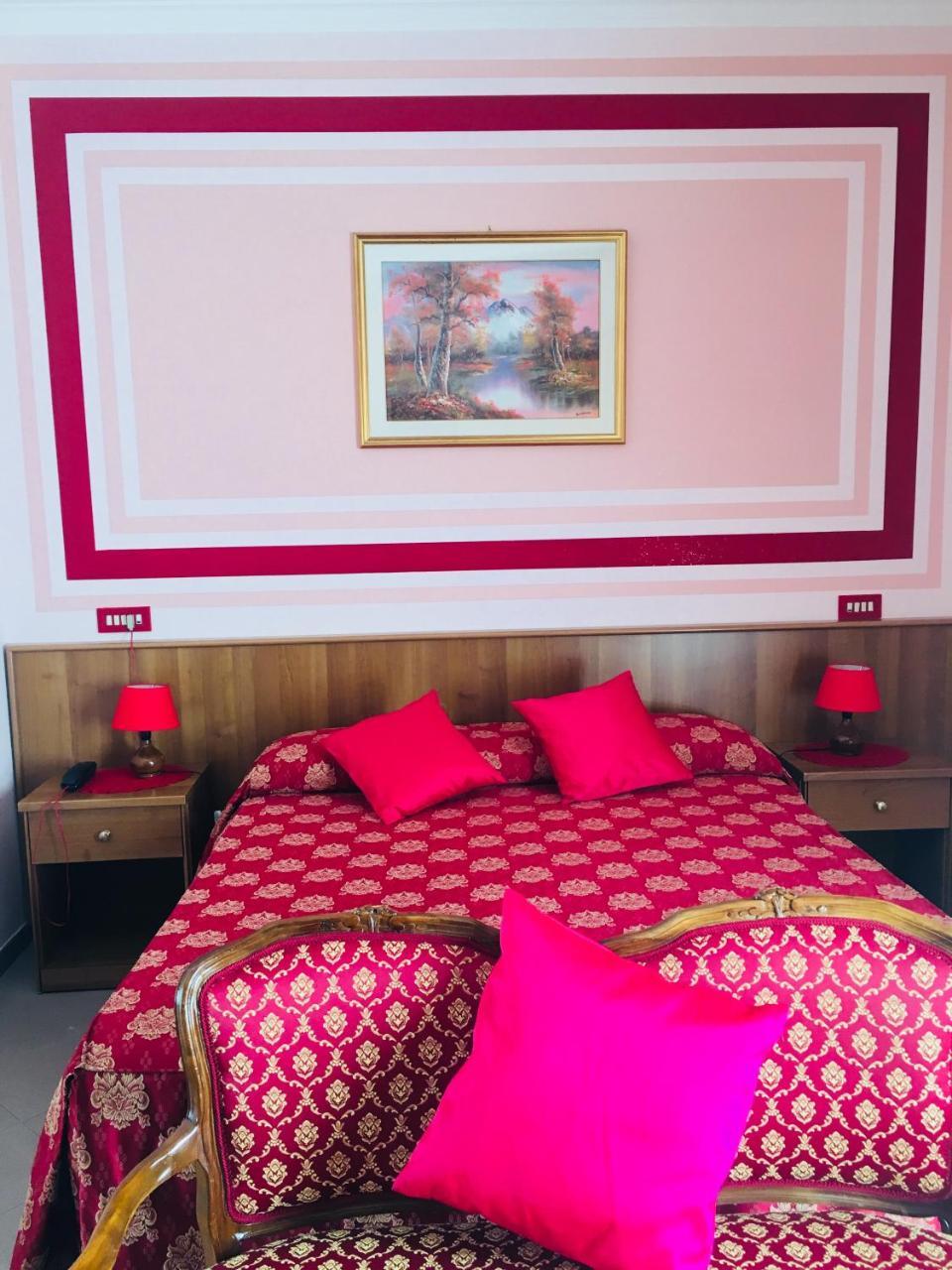 Hotel Facioni Pomezia Kültér fotó
